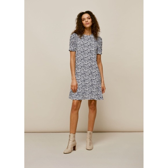 Whistles Dresses & Skirts - Whistles Black White Petal Print Puff Sleeves Flounce Hem Shift Mini Dress 6